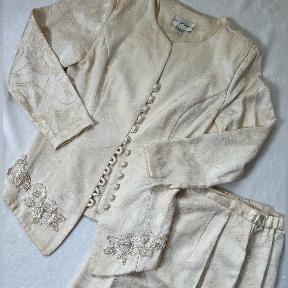 VINTAGE CREAM SKIRT SET WITH EMBROIDERED BAROQUE BROCADE DETAILING